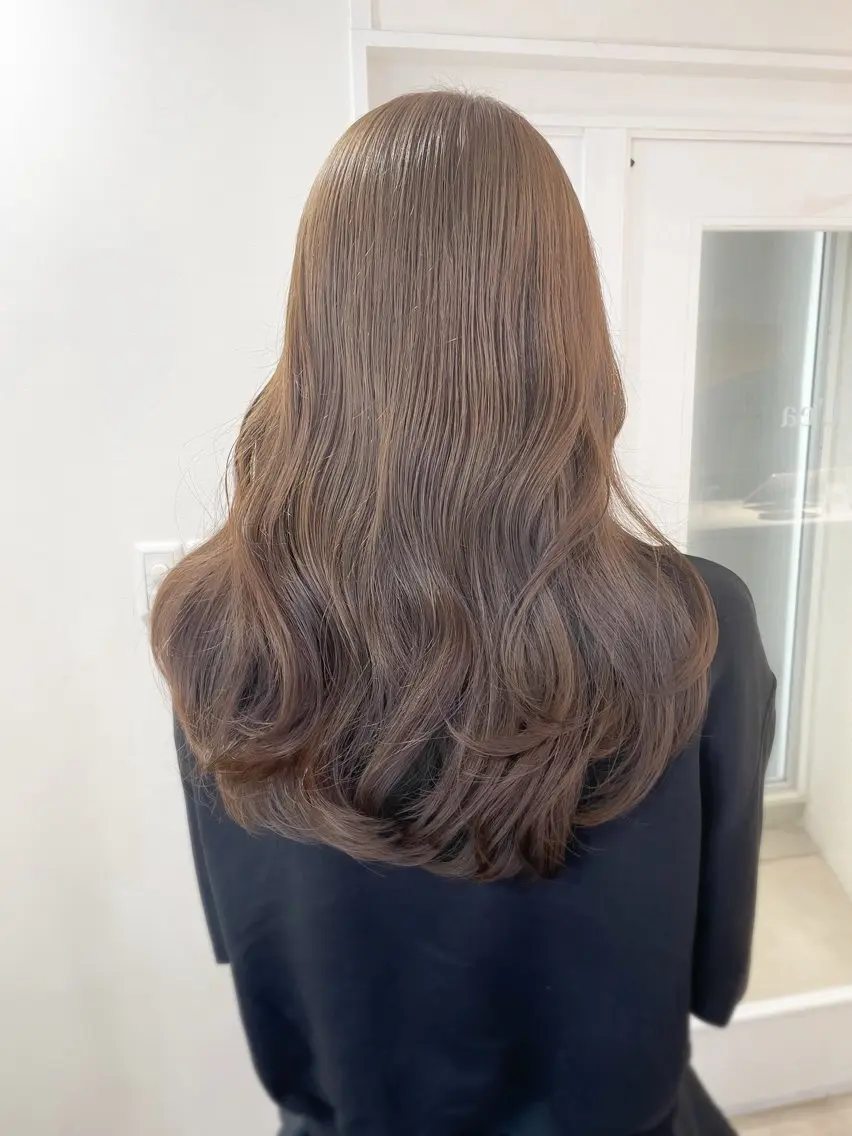 セミロング カラー バレイヤージュ ベージュカラー ブリーチ ケアブリーチ ダブルカラー ヘアカラー トリートメント ミディアム/顔周り/ ベージュ🌼mayuのヘアスタイル