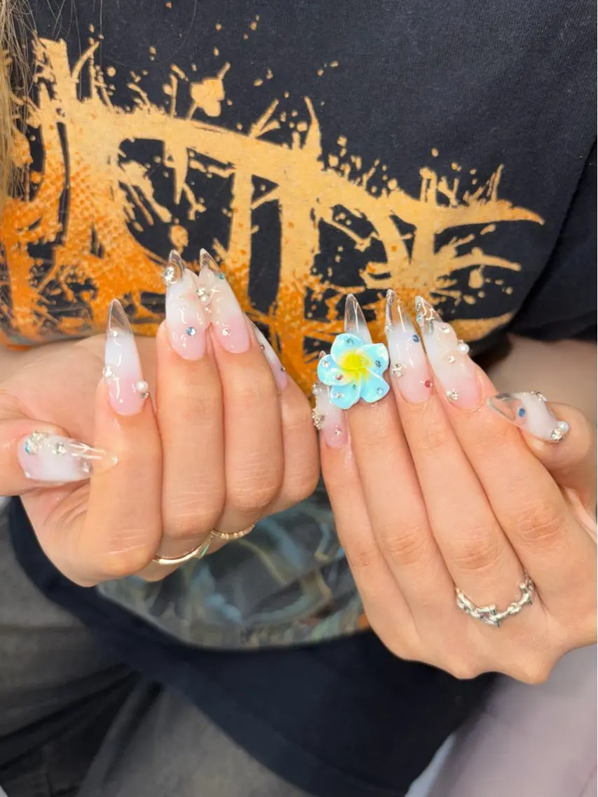 ネイル クリアネイル ハンドネイル 🌺SAYAKA 🌺のネイルデザイン