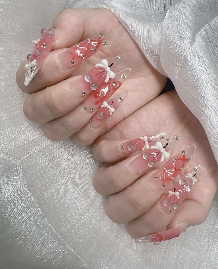 ネイル 長さ出し グラデーション 卒業式 キラキラネイル マグネットネイル ハンドネイル Lee Nailsのネイルデザイン