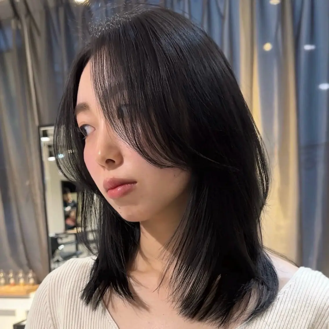 ミディアム 出仙 拓巳のヘアスタイル