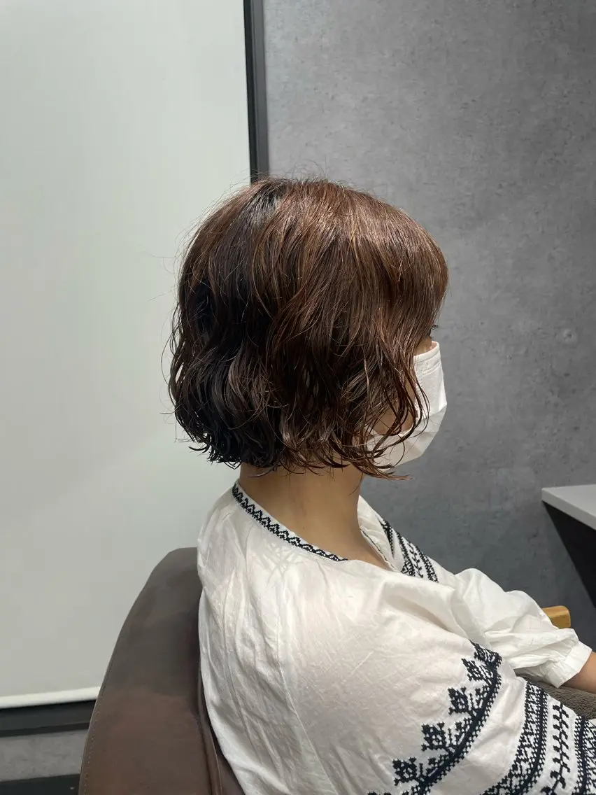ショート パーマ ボブ 鈴木 七海のヘアスタイル