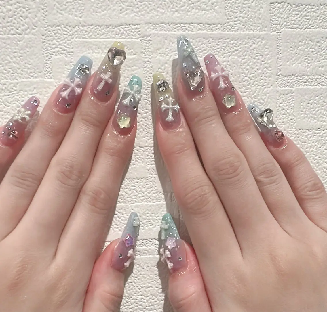ネイル ハンドネイル Luvia harumiのネイルデザイン