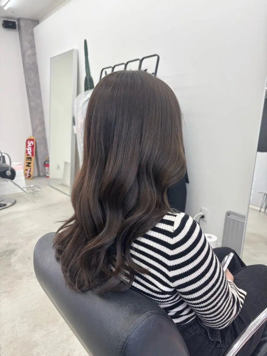 カラー カット ヘアカラー トリートメント MEMENTO YUZUのヘアスタイル