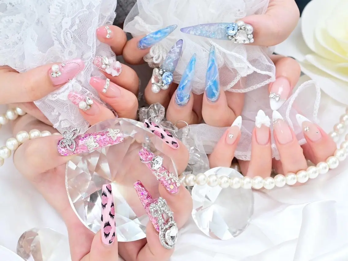 ネイル ❤️💛REBEST 京橋 nailのネイルデザイン