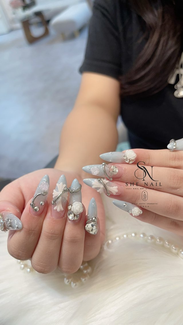 ネイル アートネイル ガーリー 韓国ネイル ロングネイル 持ち込み ハンドネイル 博多 SHE Nailのネイルデザイン