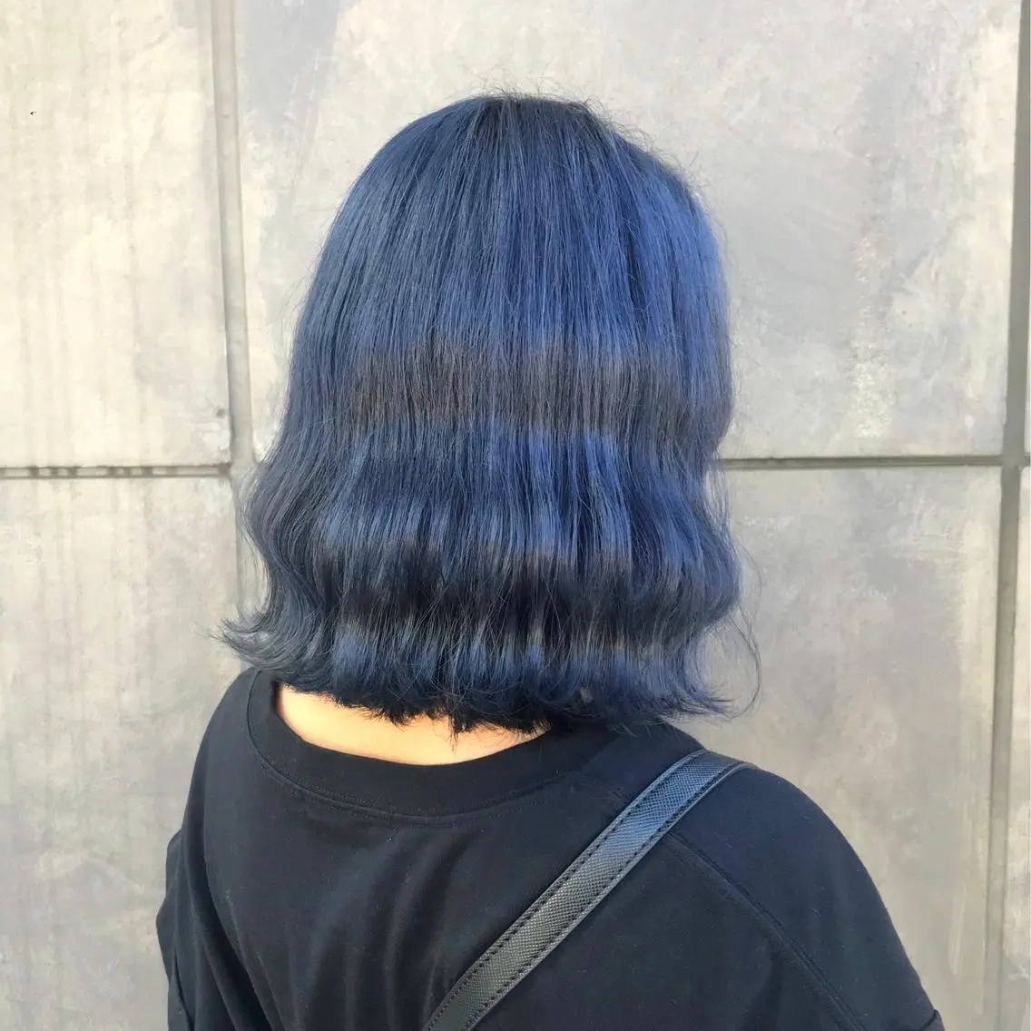 ミディアム カラー ブリーチ ブルーカラー ネイビーカラー タンバルモリ ヨシンモリ K-POP好き美容師 🇰🇷Kai.Yのヘアスタイル