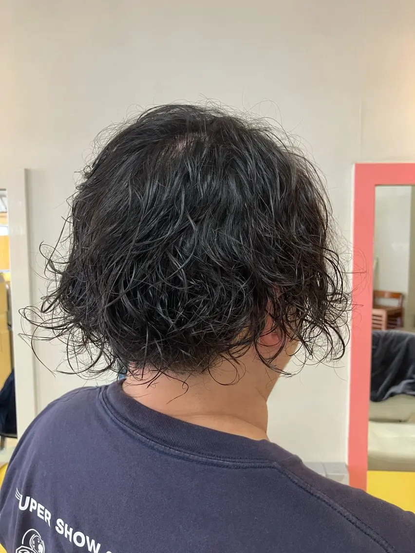 ショート パーマ レイヤーカット ローレイヤー 横田 尚登のヘアスタイル
