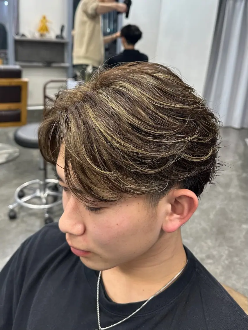 カット+ハイライト+パーマの写真