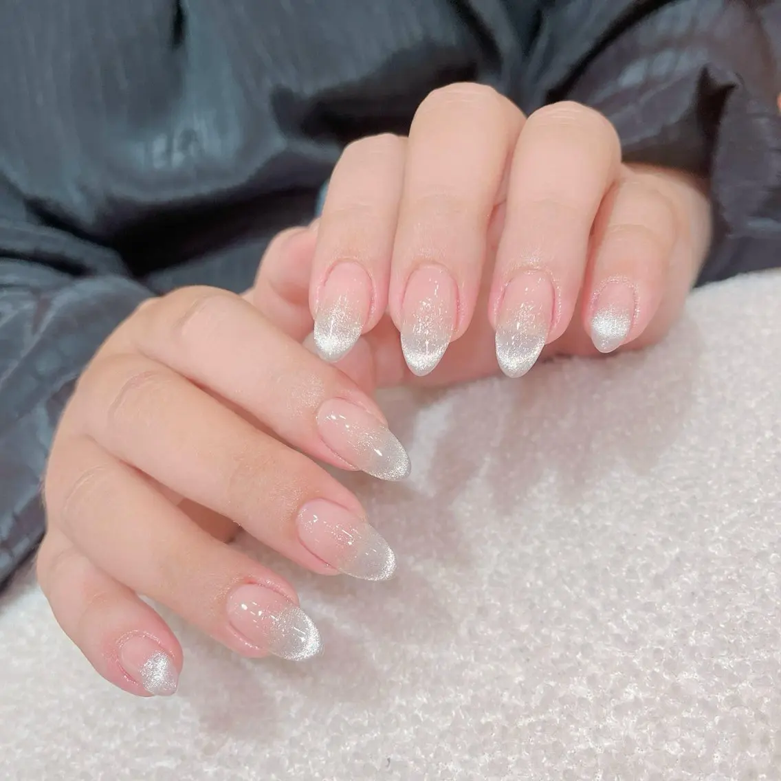 カラー akina nailsのネイルデザイン