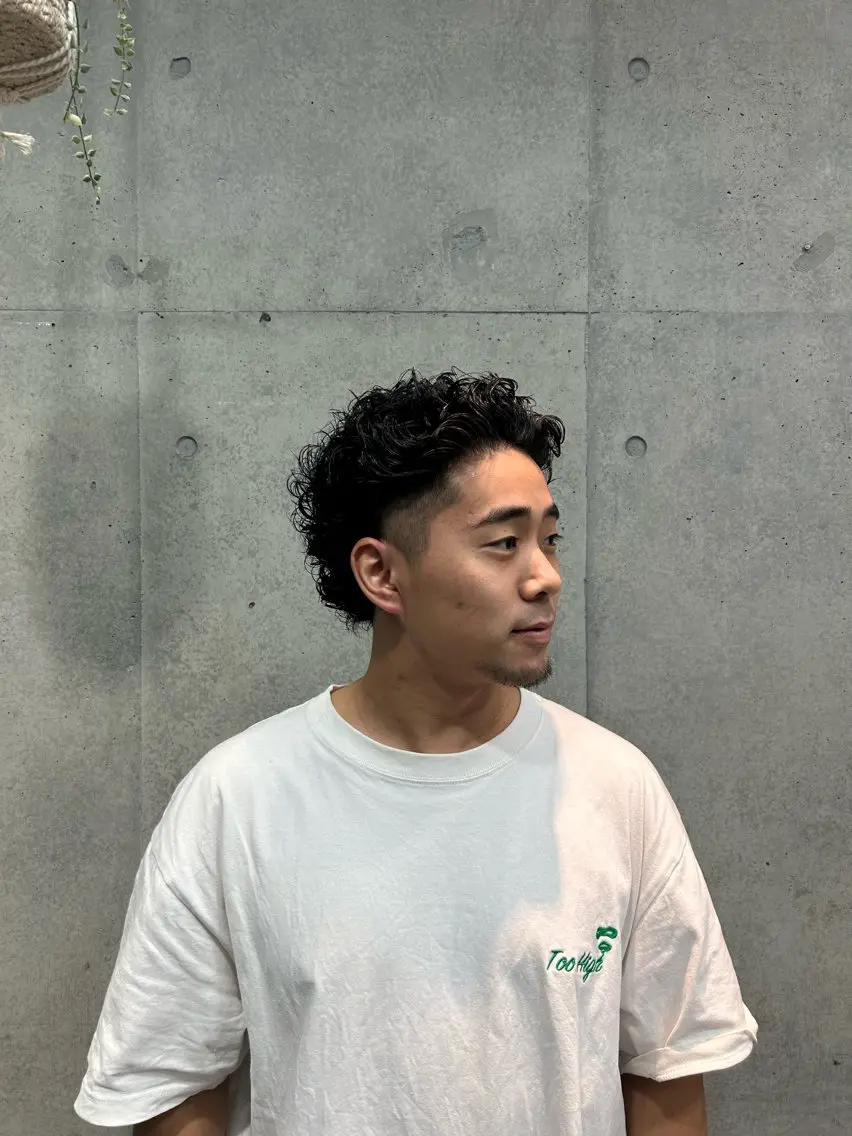 パーマ guzzle原宿 佐野将貴のヘアスタイル