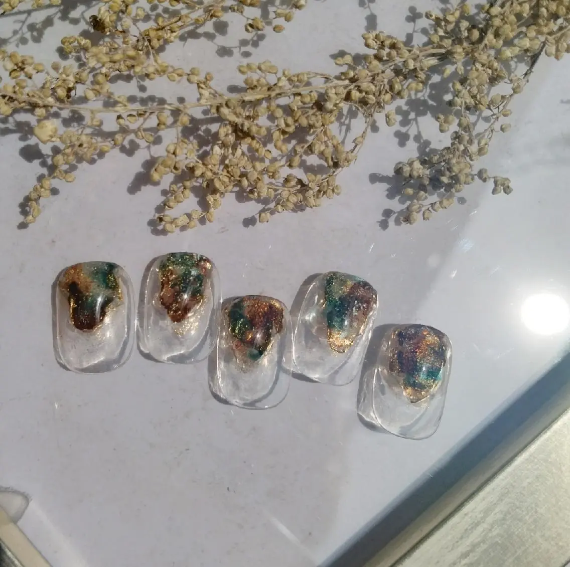 ネイル クリアネイル 夏ネイル ワンホンネイル Nailsalon manoのネイルデザイン