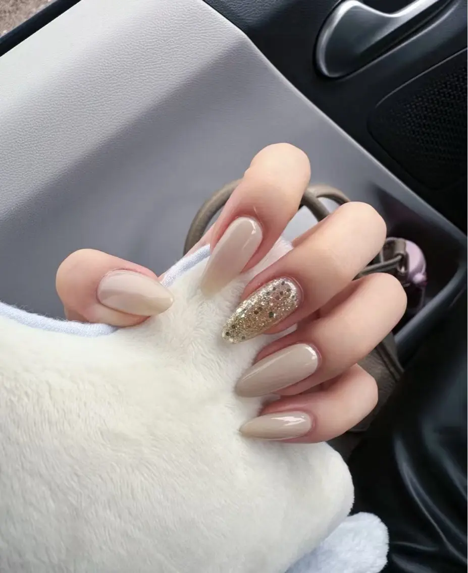 ネイル ハンドネイル H3 NAIL エミのネイルデザイン