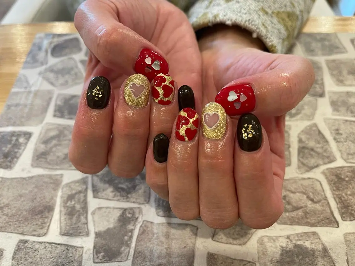 ネイル バレンタイン ハンドネイル NAIL Alaia SHIORIのネイルデザイン