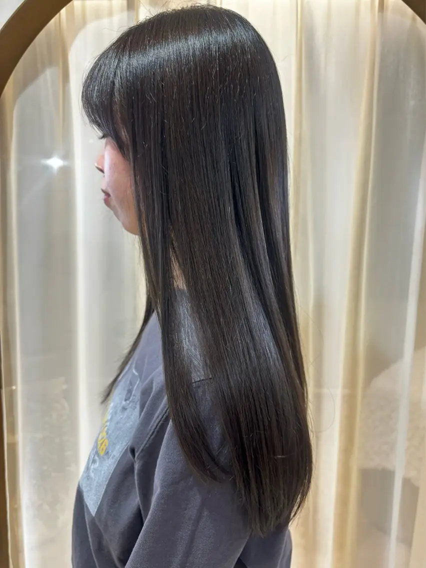 ロング 伊藤 愛里のヘアスタイル