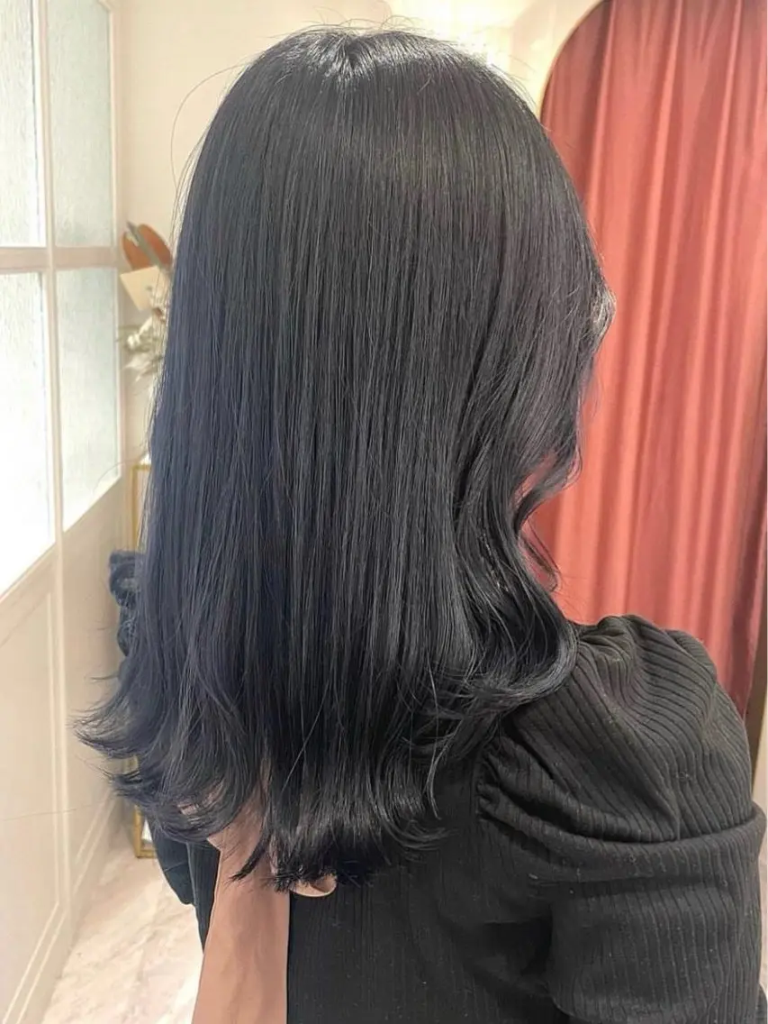 ロング fuwari 美白ショコラカラーのヘアスタイル
