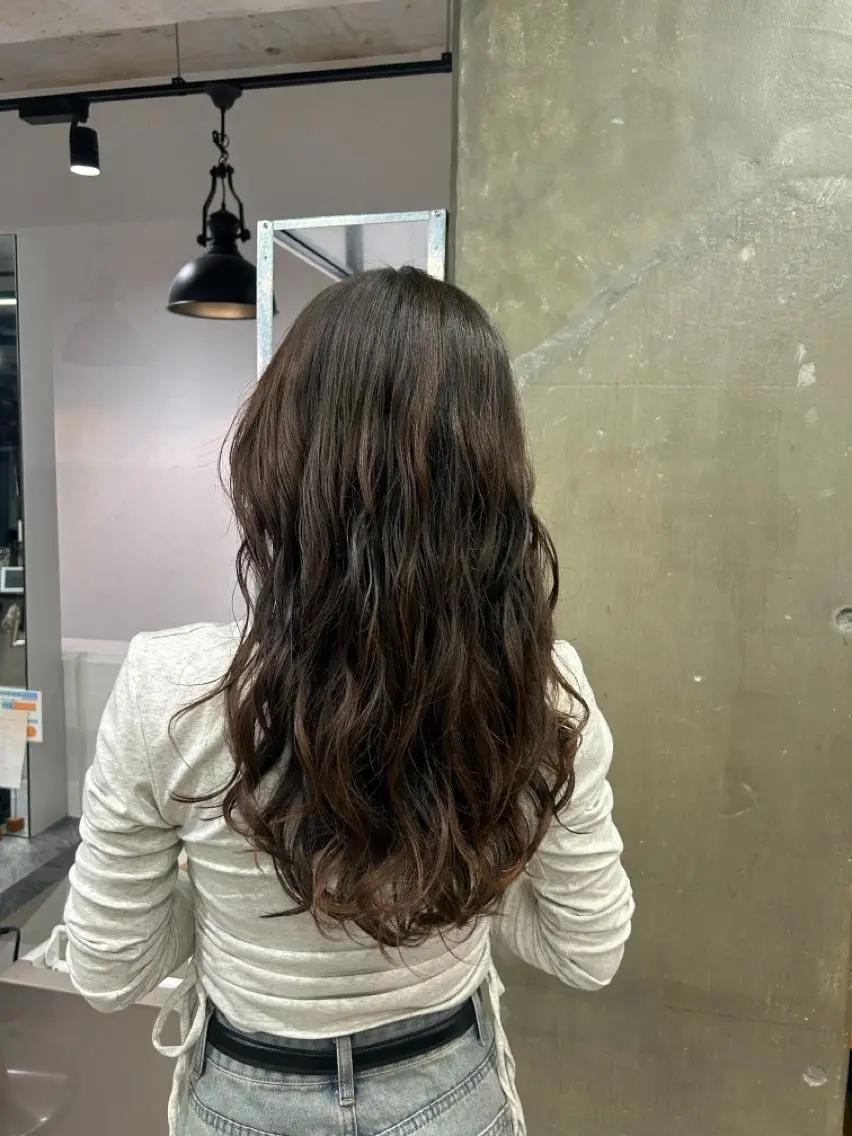 パーマ モデル募集中🪄 レイヤー🍒ここみのヘアスタイル