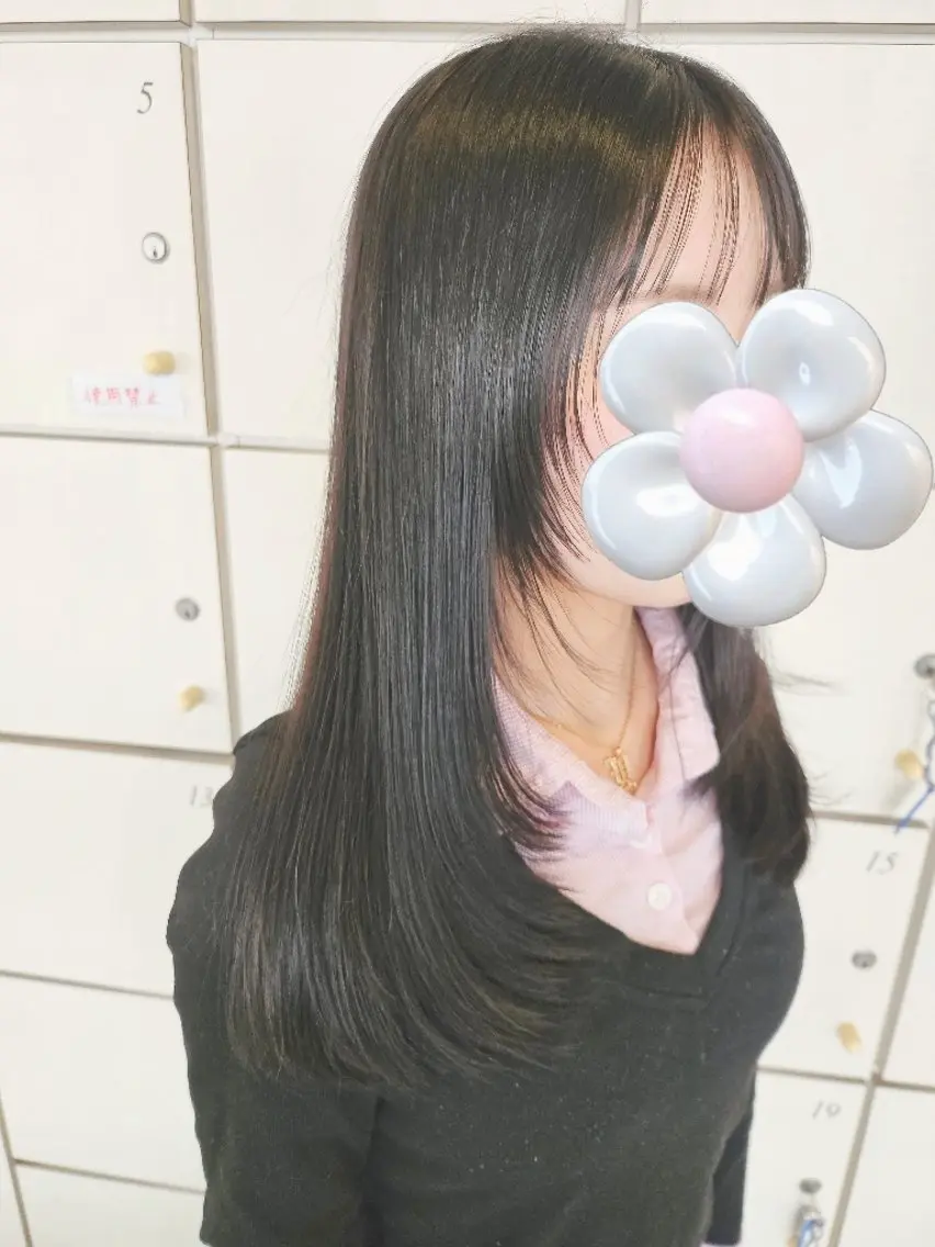 ロング 顔周りカット レイヤーカット 小顔カット 岡田 奈々のヘアスタイル