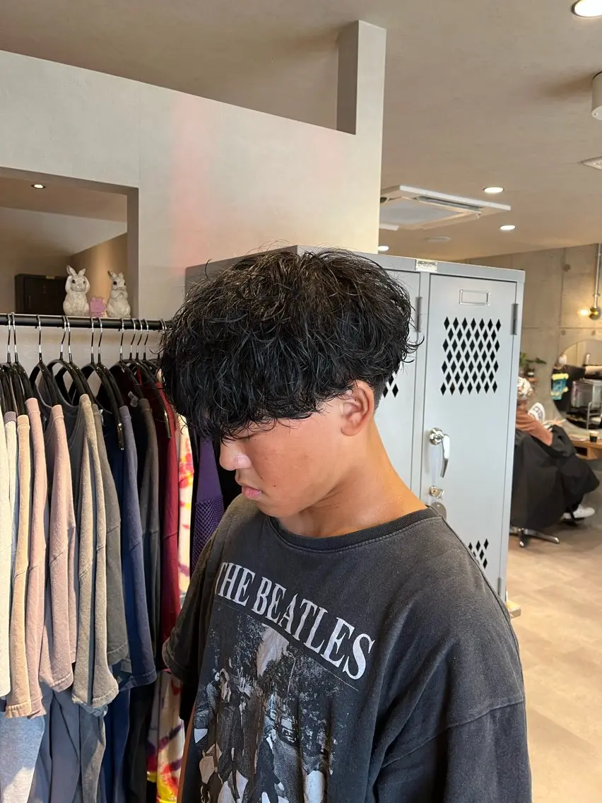 大人気沸騰中‼️カット+✂️シャドウパーマ👤の写真