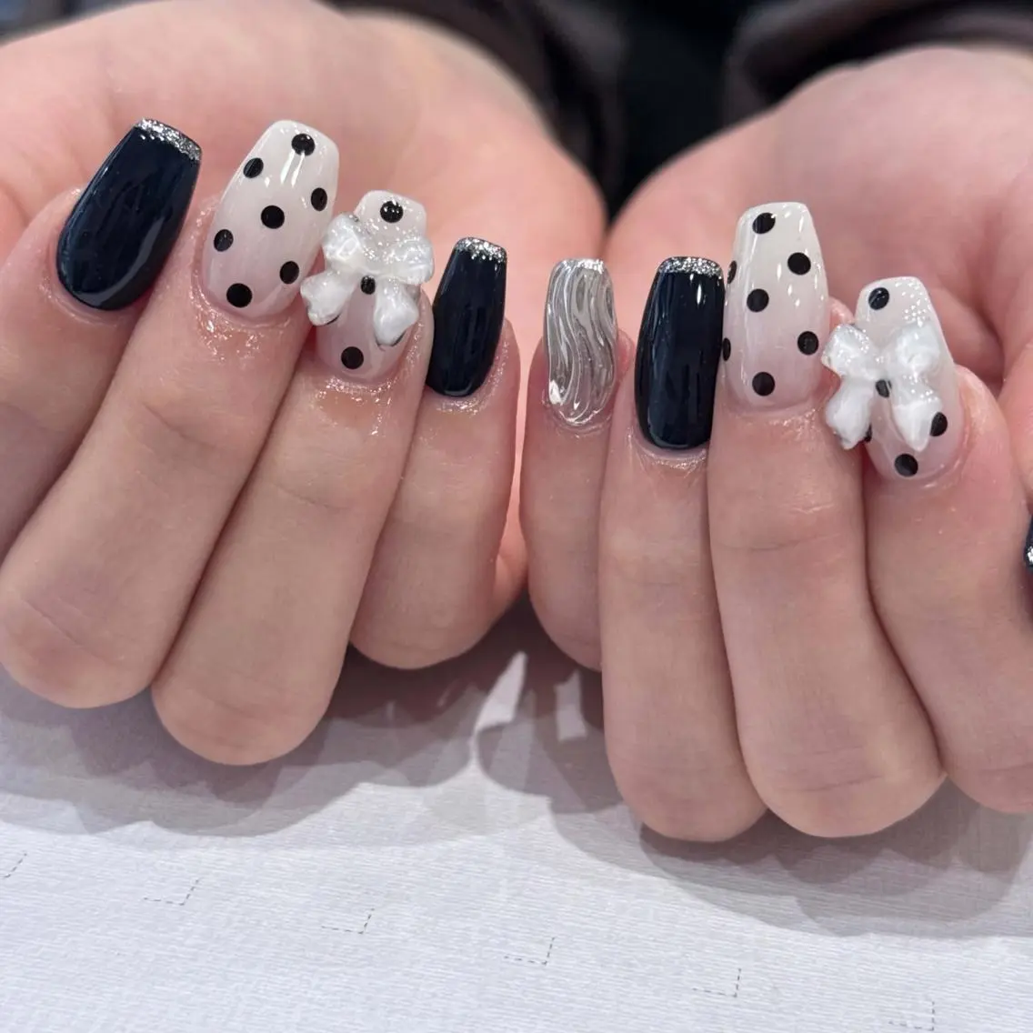 ネイル ブルー ドット フラワーネイル ジェルネイル グラデーション NAILS168 池袋西口駅前店のネイルデザイン