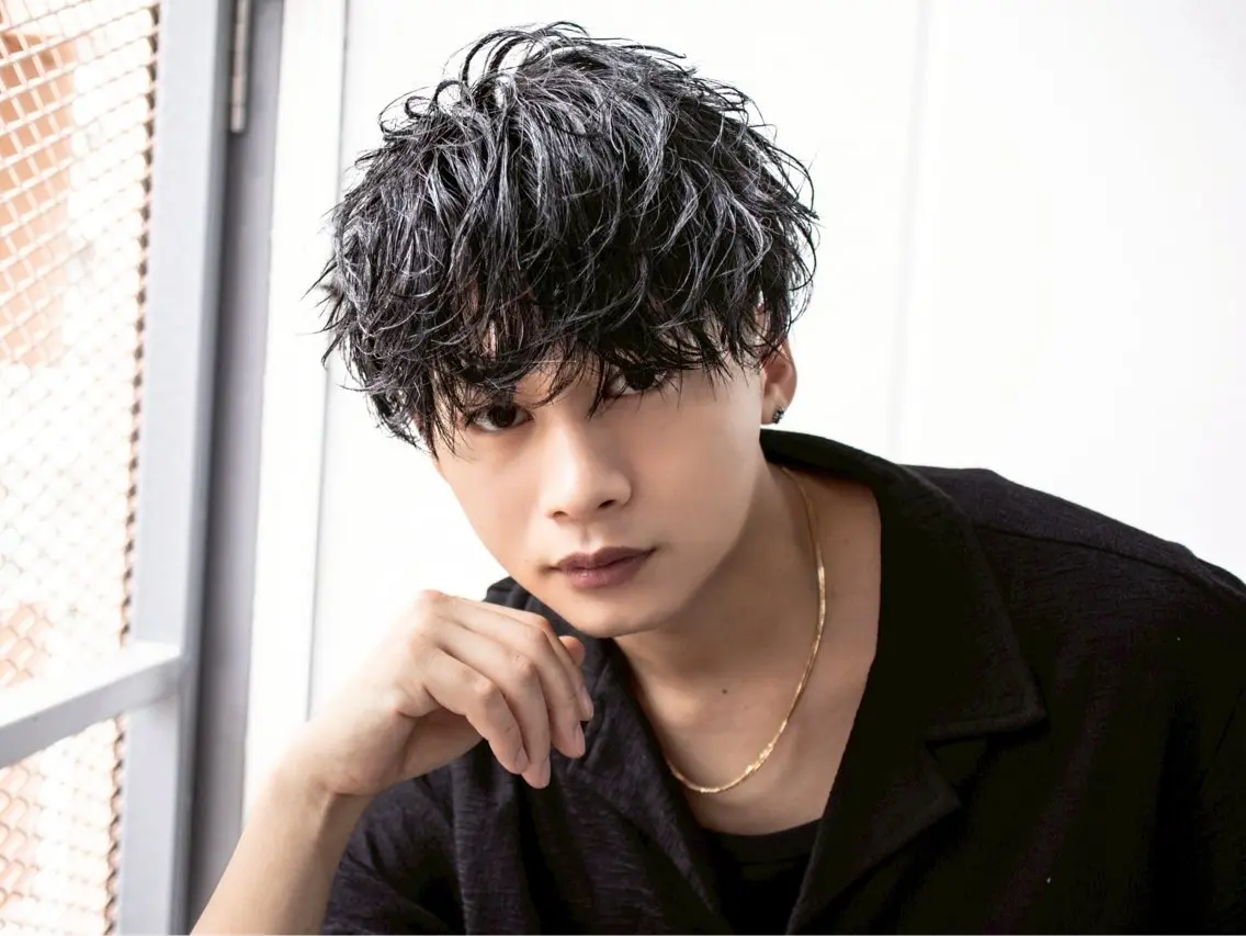 🖤【平日限定🔥】自然な黒髪へ✨黒染めワンカラー💇♂️🎨の写真