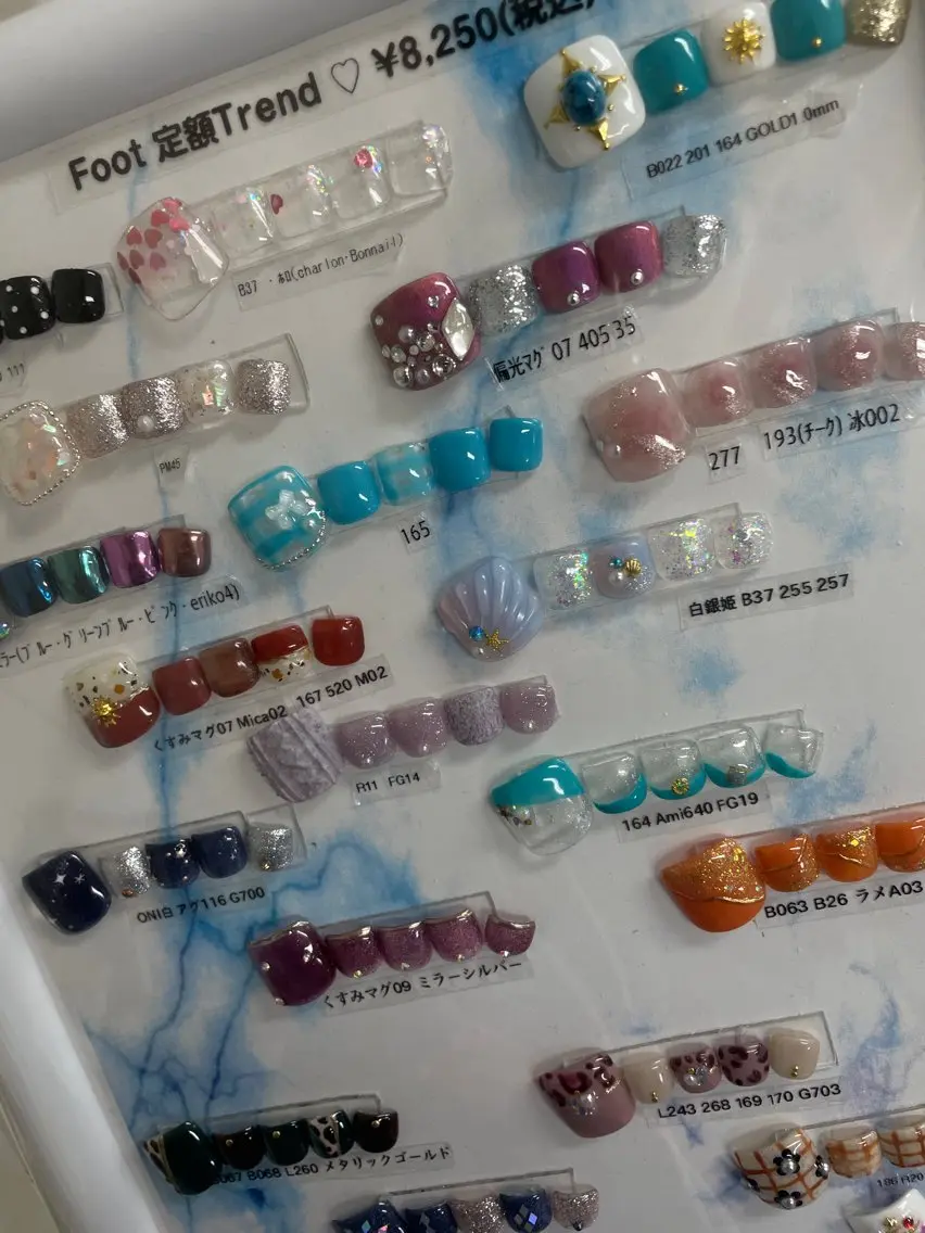 🐾ジェルオフ無料🐾フット定額Trendコース✨甘皮ケア込！の写真