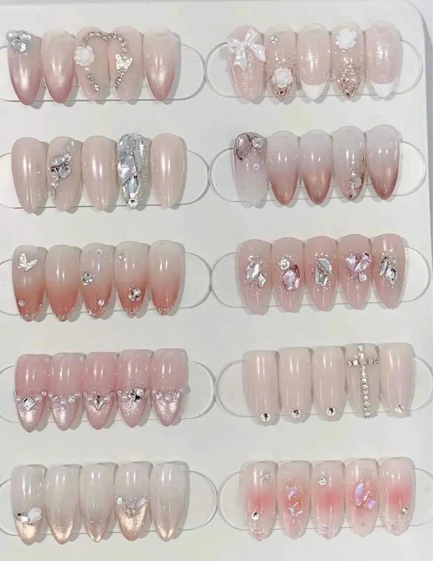 ネイル ハンドネイル フットネイル ハンドケア Ecrin nail ✨Yukiのネイルデザイン
