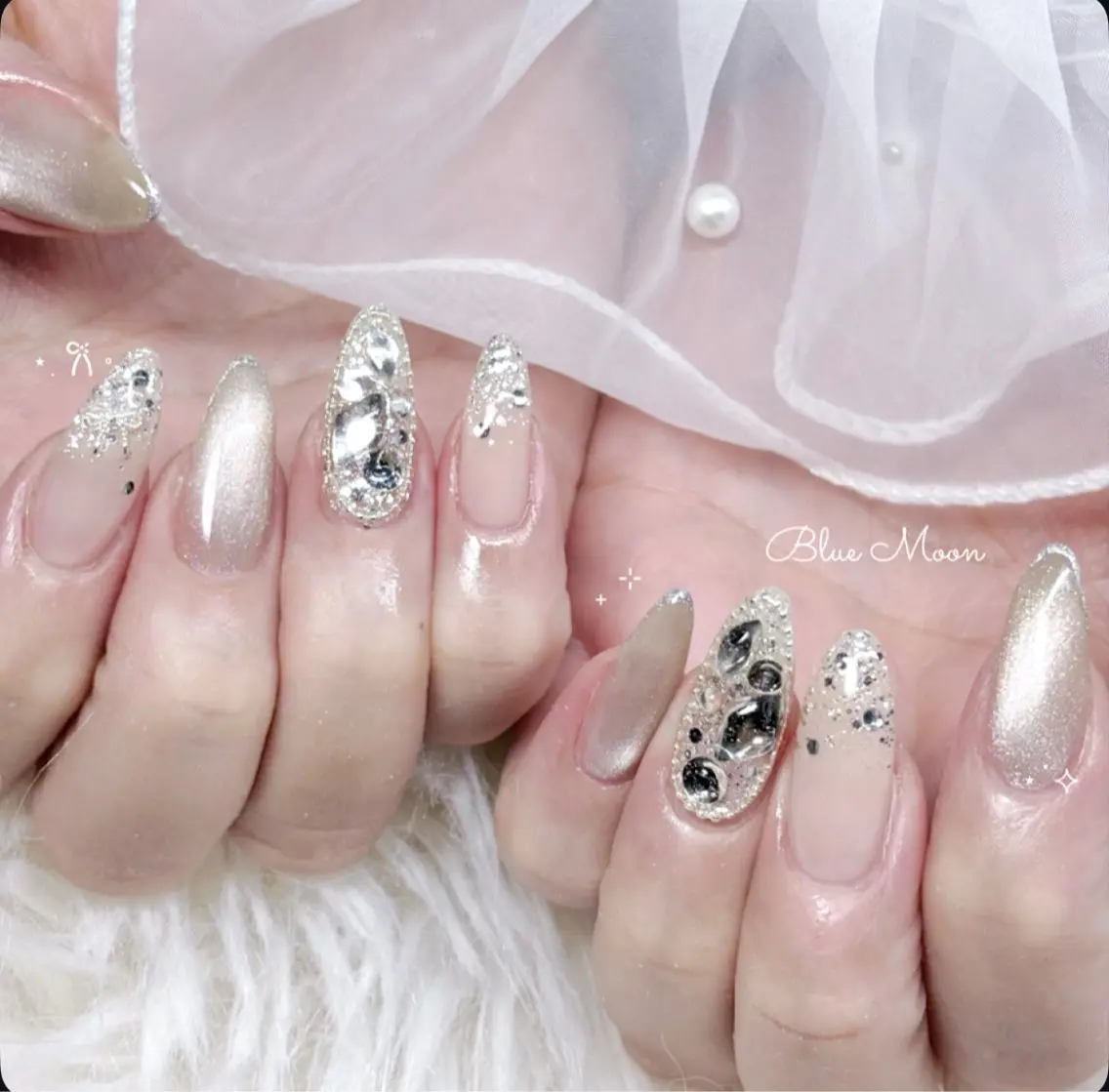 ネイル リボン ハンドネイル フットネイル ハンドケア nail salon Blue Moonのネイルデザイン