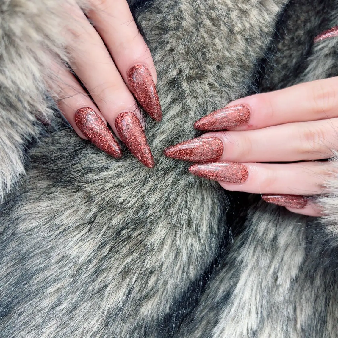 ネイル オーロラネイル フットネイル 氷ネイル・うるうるネイル キラキラネイル 韓国ネイル Lance nailのネイルデザイン
