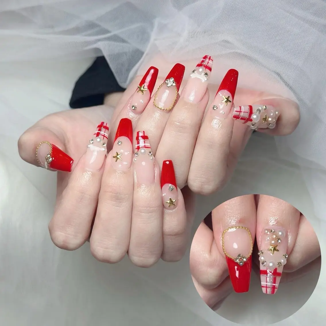 ネイル 冬ネイル クリスマス ハンドネイル Ami Nailのネイルデザイン