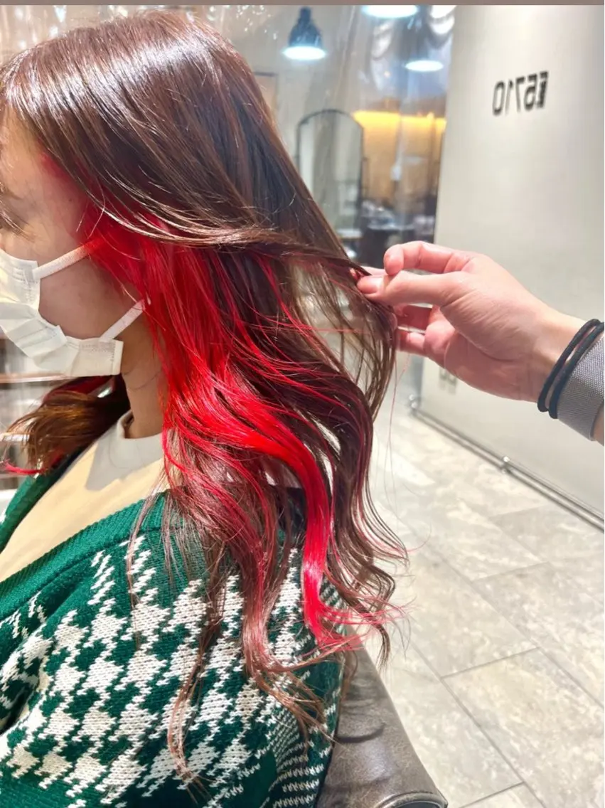 ロング カラー ヘアカラー トリートメント ヘッドスパ ヘアセット 🌈インナーカラー ‘ショウマ’🌈のヘアスタイル