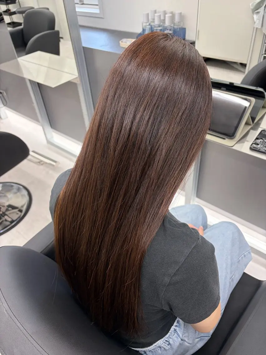 カラー ヘアカラー 白石 彩音のヘアスタイル