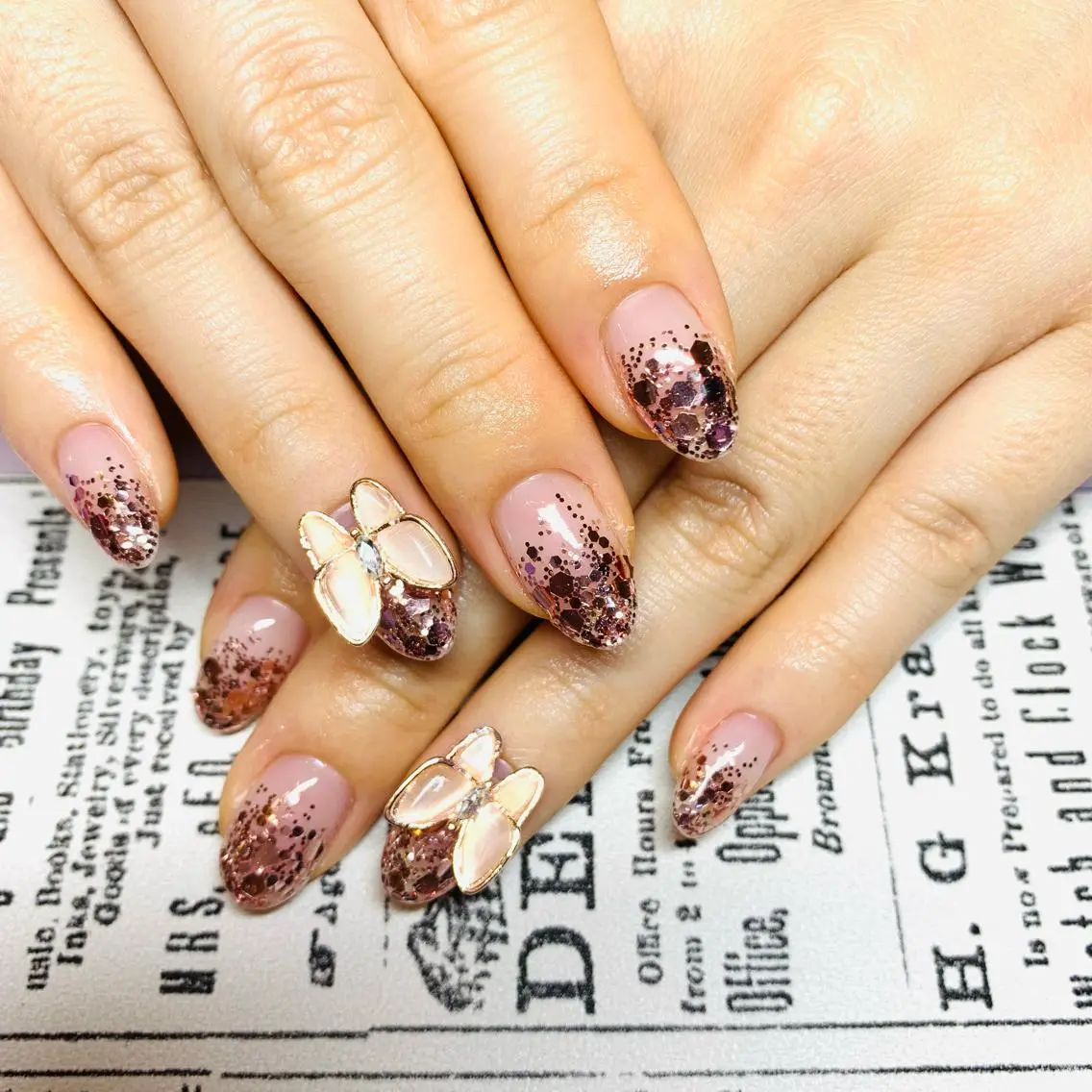 ネイル ハンドネイル フットネイル EMILY NAILのネイルデザイン