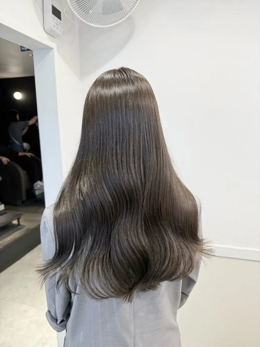 【カット+透明感カラー+トリートメント】の写真