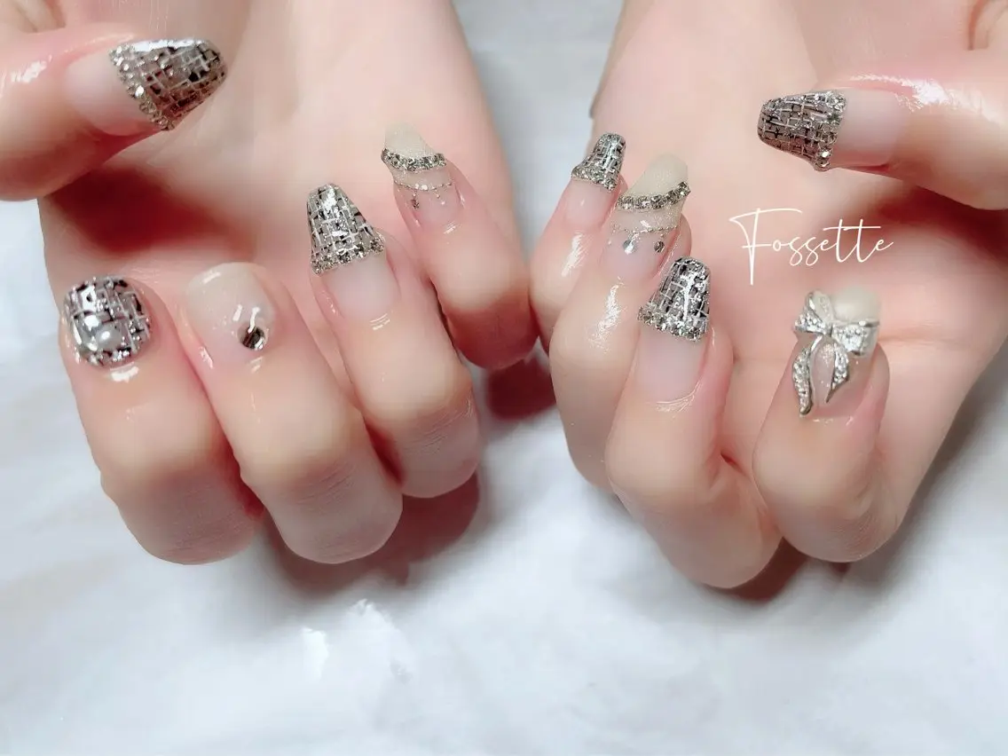 ネイル フレンチネイル キラキラネイル 韓国ネイル マグネットネイル ストーンネイル ハンドネイル nailsalon Fossetteのネイルデザイン