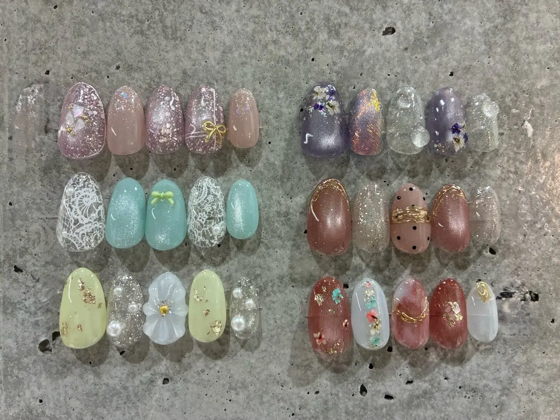【ハンド】オフ込みパラジェル可・ジェルネイルKAILA限定springネイル🩶の写真
