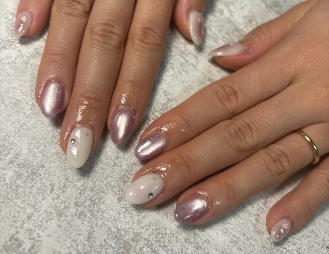 ネイル オーロラネイル 桜ネイル フラワーネイル フットネイル フレンチネイル kiki nail たまプラーザのネイルデザイン