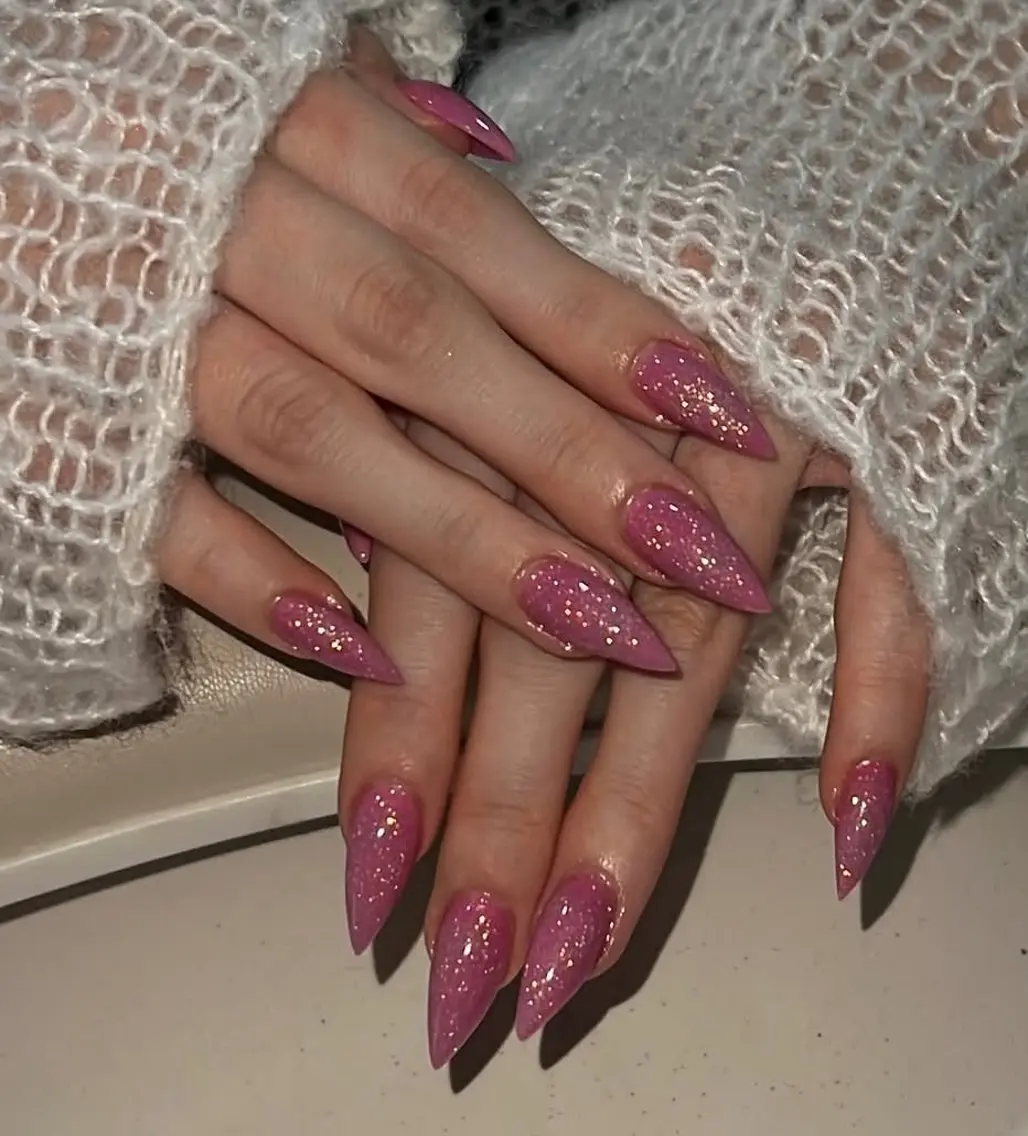 ネイル フレンチネイル 韓国ネイル ロングネイル マグネットネイル 持ち込み ハンドネイル Dyo Nail_Royalのネイルデザイン