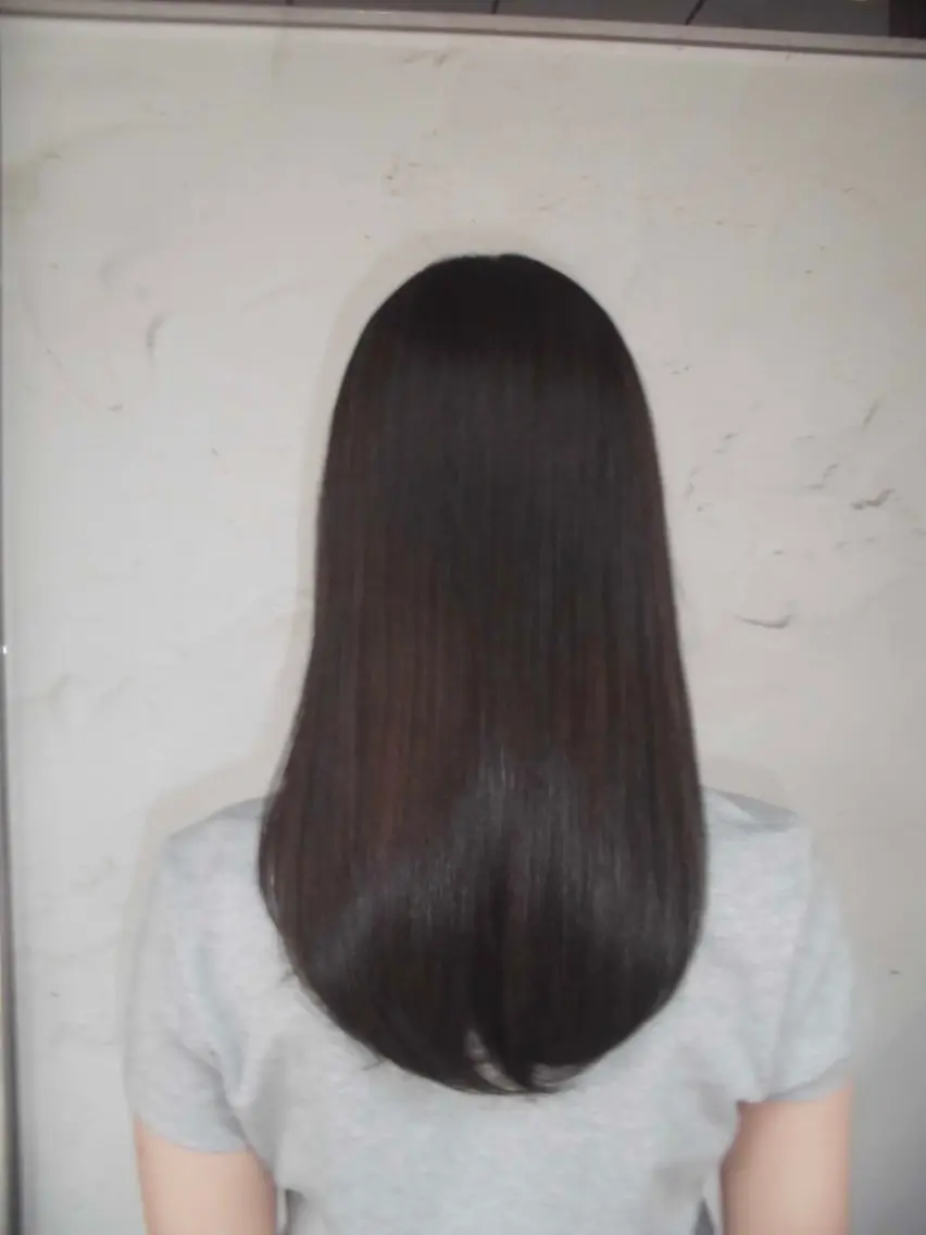 ロング カラー ブラウンカラー ショコラブラウン ヘアカラー トリートメント 三浦 瑠音のヘアスタイル