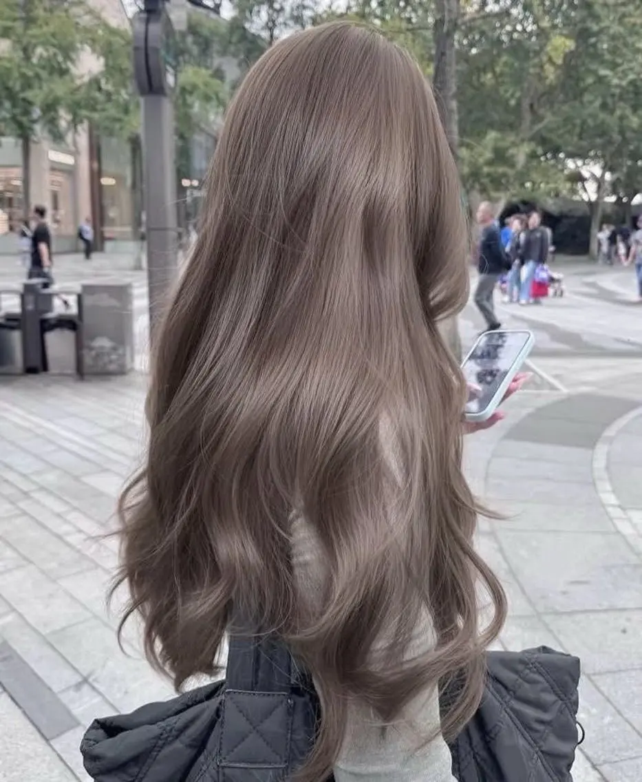 ロング カラー ヘアアレンジ 艶髪グレージュ🩶 maharuのヘアスタイル