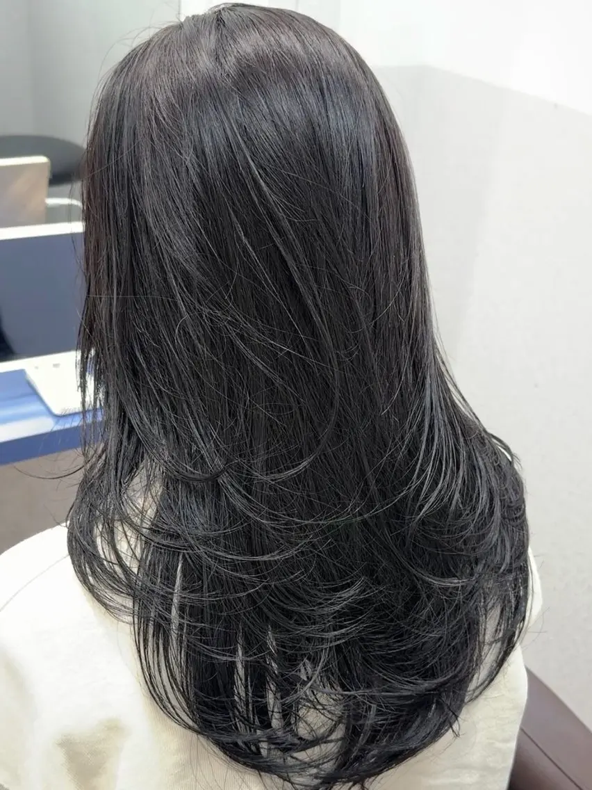 ロング レイヤーカット igarashi 【レイヤーカット】のヘアスタイル