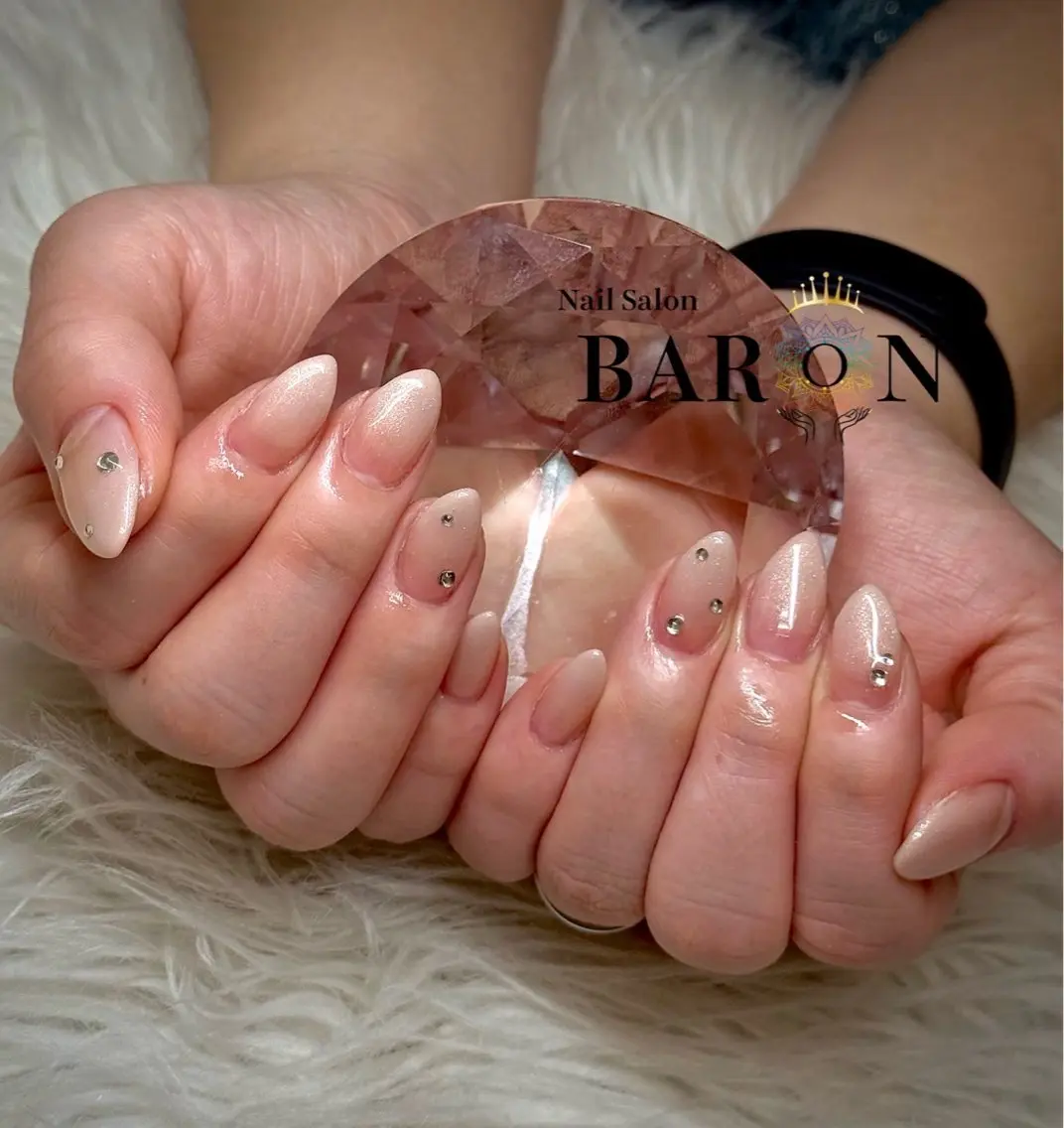 Hand💅モデル募集！★ワンカラー/ラメグラ★オフありの方(ベースカラー追加不可)の写真