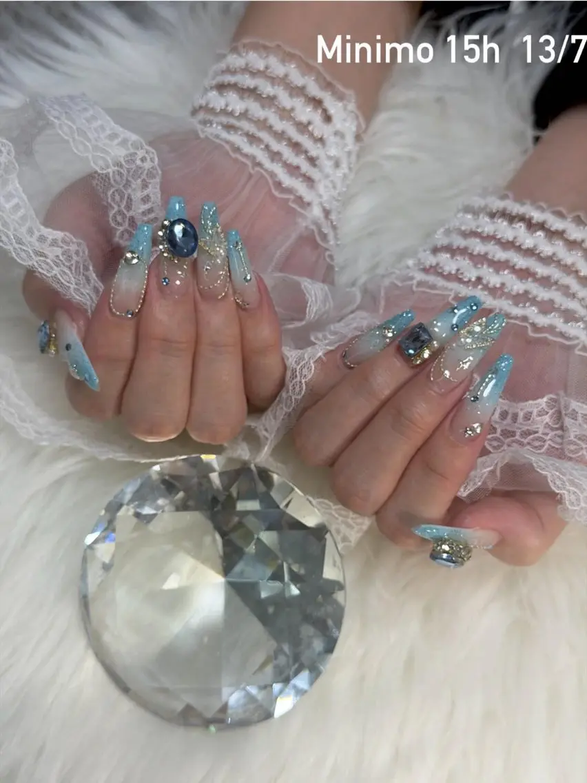 ネイル ハンドネイル Rinaky Amee Nailのネイルデザイン