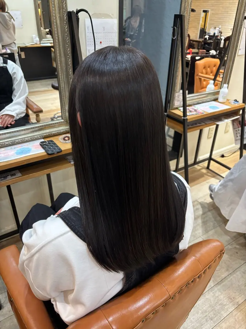 セミロング みゆ/ カラーリスト🎀のヘアスタイル