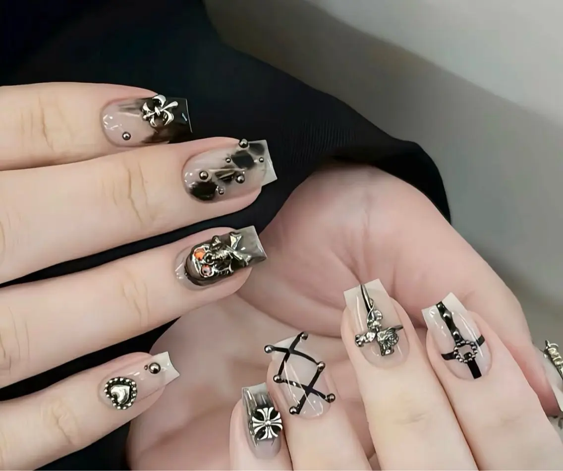 ネイル D-BEAUTY Nailsalonのネイルデザイン