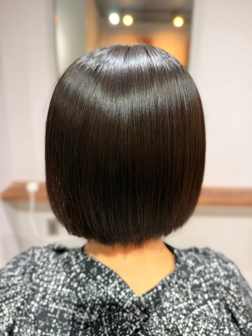 ミディアム 縮毛矯正 手話/耳が聞こえない 🦻🏻/山本しずほのヘアスタイル