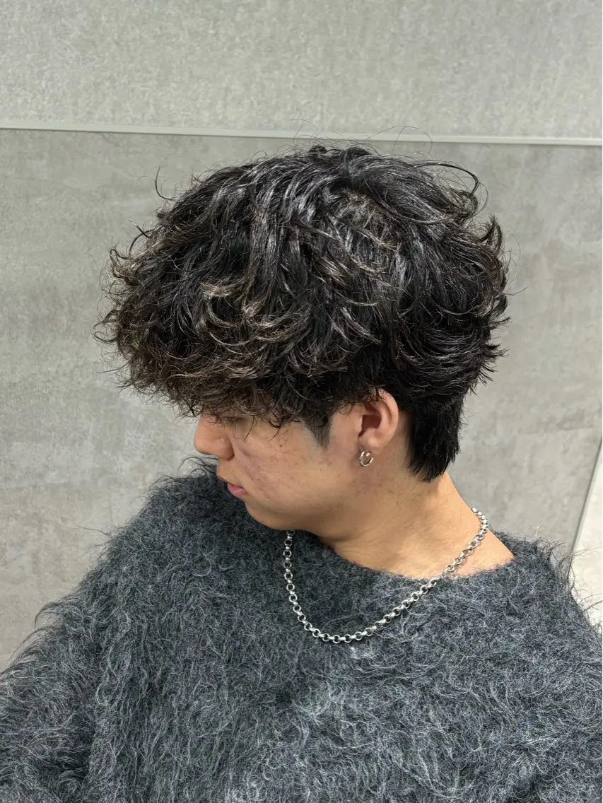 パーマ メンズ カット パーマ 【シャドウパーマ センターパート】義心のヘアスタイル