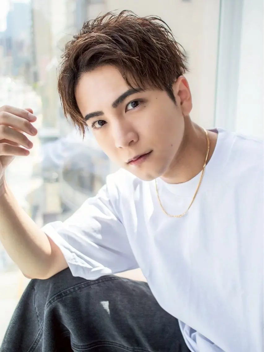 🌈【平日限定🔥】ブリーチなしで明るく✨トーンアップカラー💇♂️🎨の写真