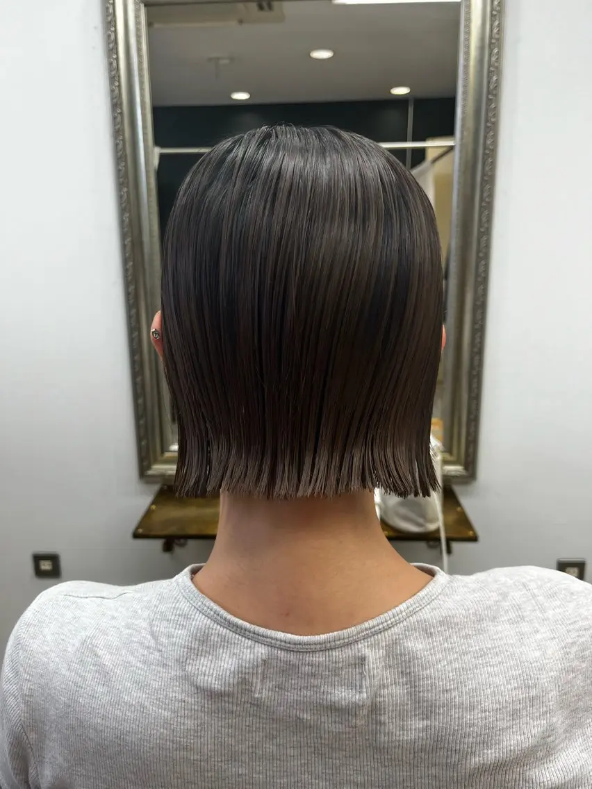 ショート カラー 産休の為お休みです! 小島凜のヘアスタイル