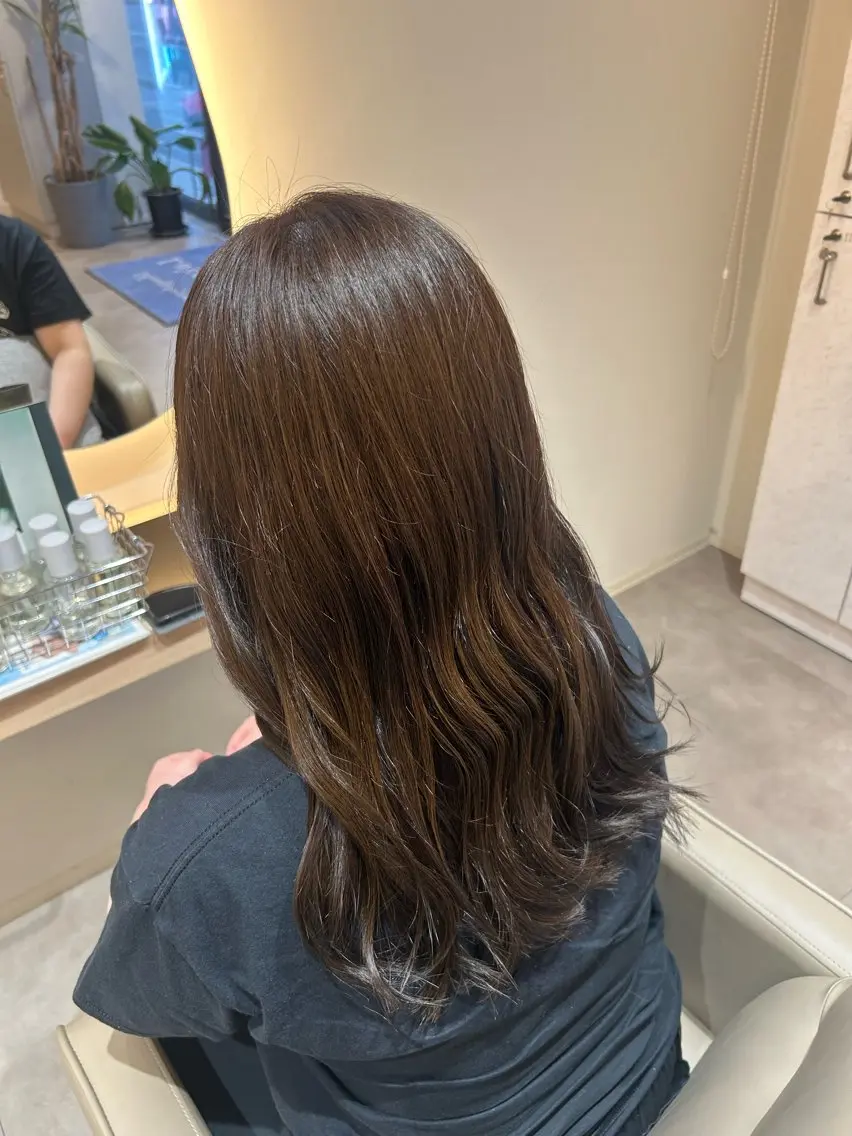セミロング ヘアカラー aiko🥣🧚🏻 【blanc】のヘアスタイル