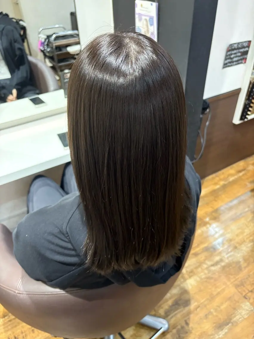 ミディアム カラー ブラウンカラー 透明感カラー トリートメント ちづるForever Assistantのヘアスタイル